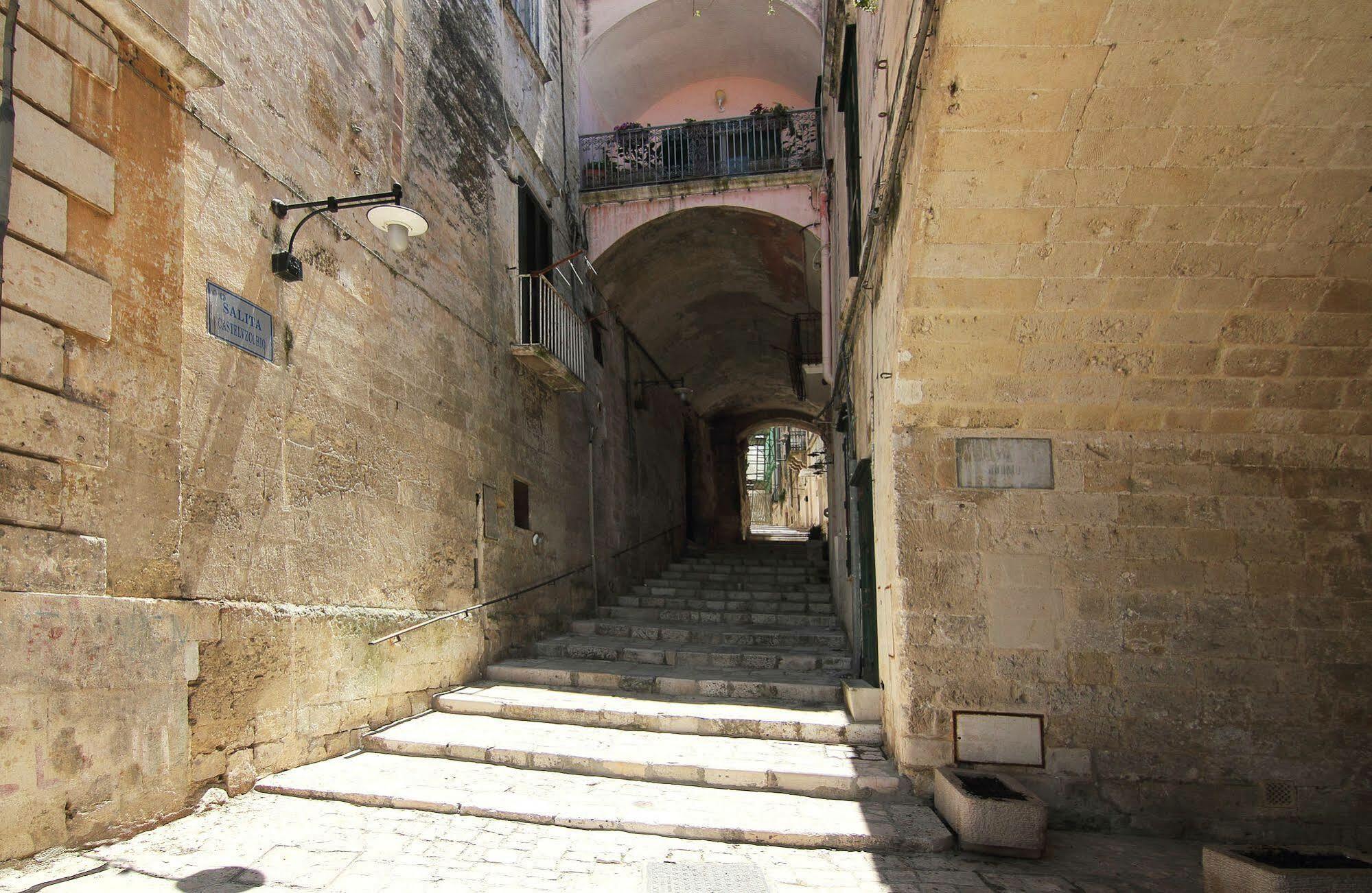 Antica Civita Luxury Room Matera Bagian luar foto